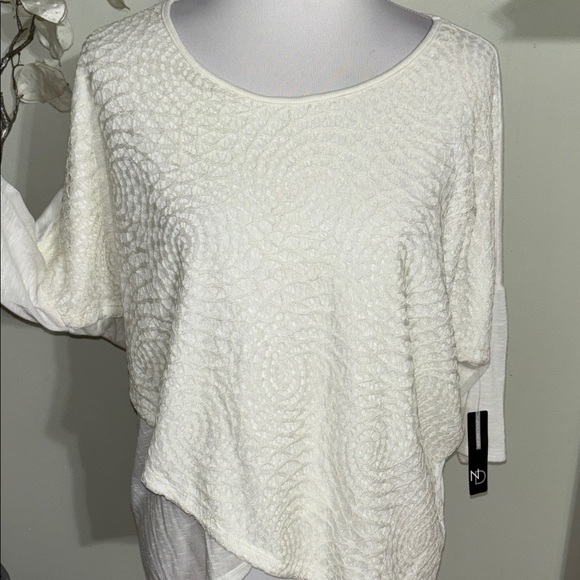 New Directions Cream Textured Women's Blouse - Picture 2 of 4